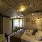 Hera * 스칼라 포타미아스