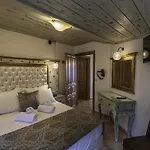 Hera 스칼라 포타미아스