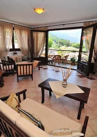 Hotel de apartamente Hera Skala Potamia