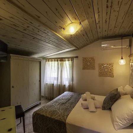 Hera * Skala Potamia