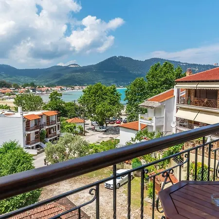 Hera Aparthotel *