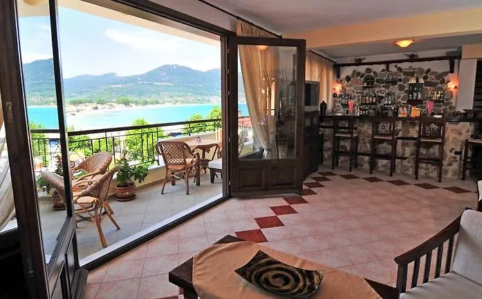 Hera 斯卡拉伯塔麦斯